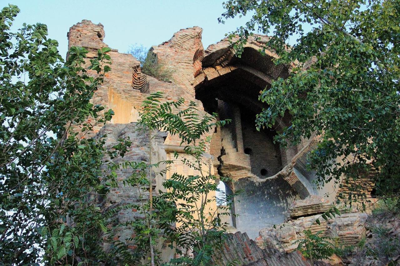 Hotel WineTorium Tbilisi Exterior foto